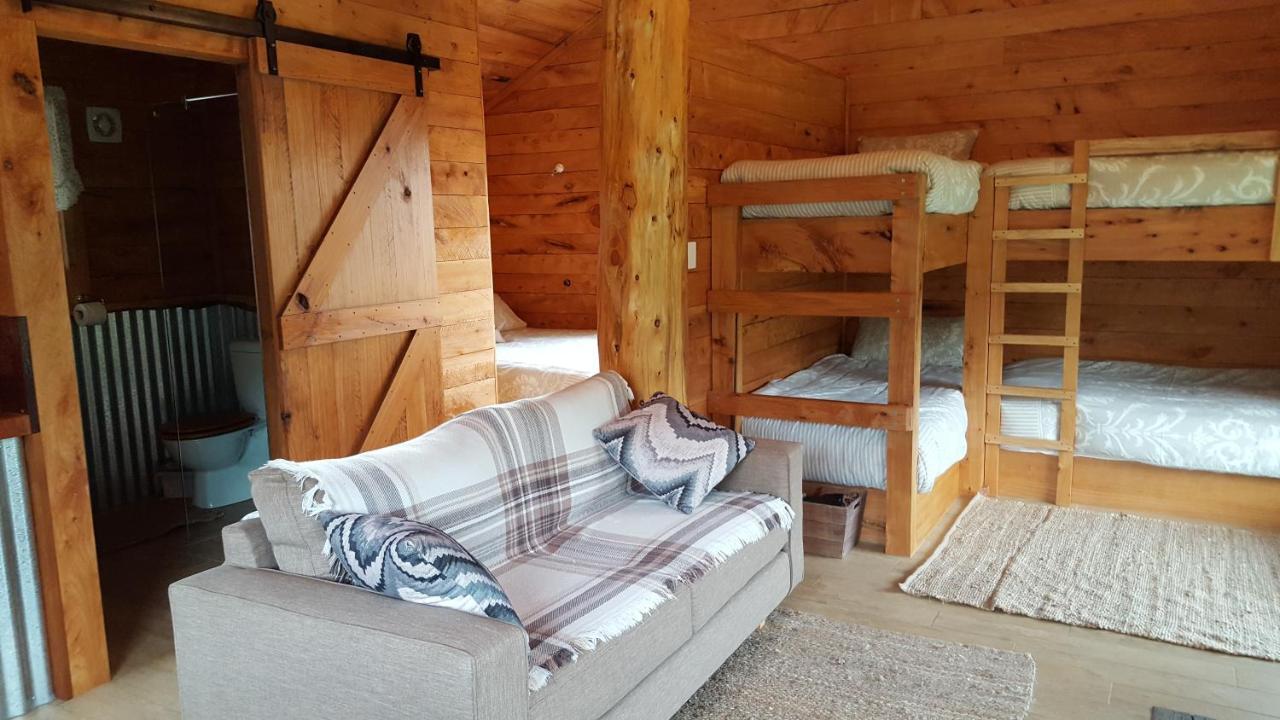 Rustic Hut Bush Retreat Bed & Breakfast Penguin Dış mekan fotoğraf